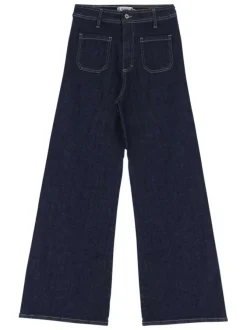 Jean en coton brut avec une coupe bootcut et une taille haute