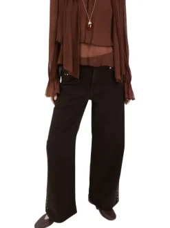 Jean en coton chocolat uni avec une coupe flare à zip et à bouton