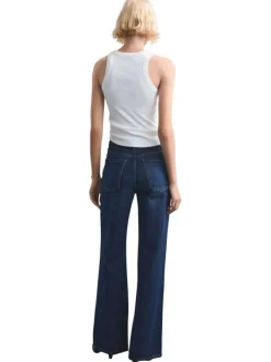 Jean en coton indigo avec une taille haute et une coupe bootcut