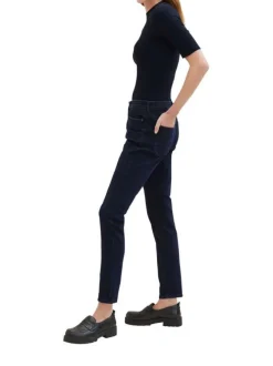 Jean en coton indigo uni avec une coupe slim et un style 5 poches