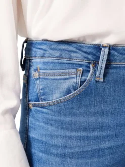 Jean en coton indigo uni pourvu de multiples poches et d'une coupe droite