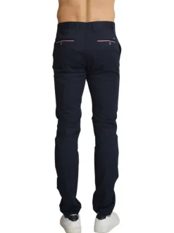 Jean en coton marine à coupe ajustée pourvu de multiples poches