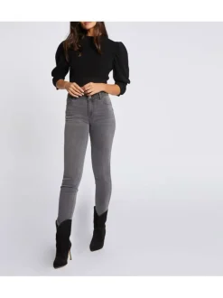 Jean en coton mélangé gris avec une coupe skinny et des passants