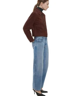 Jean en coton stone uni avec une coupe mom à zip et à bouton