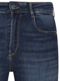 Jean 700/11 Fraser nuit avec une coupe slim et un patch d'authenticité
