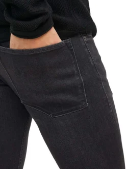 Jean Liam noir avec une coupe skinny et 2 poches plaquées à l'arrière