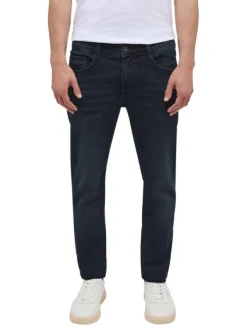Jean Oregon en coton mélangé indigo avec une coupe slim et patch