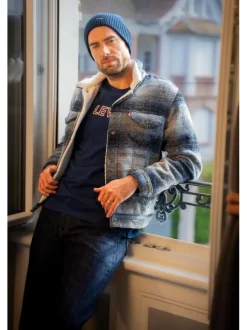 Jean 555 Relaxed Straight en coton nuit effet délavé avec une coupe droite