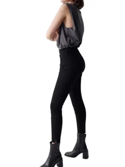 Jean Secret Glamour Cropped en coton noir avec une coupe skinny