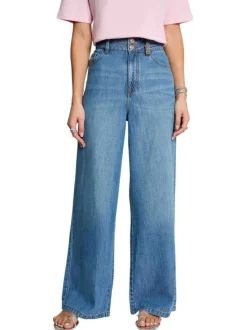 Jean stone uni avec une coupe bootcut et de multiples poches
