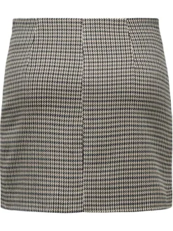 Jupe courte beige imprimée pied de poule avec une coupe droite