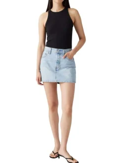 Jupe courte denim en coton bleue stone unie avec une coupe droite