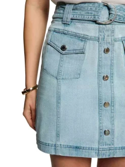 Jupe courte en coton bleue claire unie pourvue d'une coupe slim