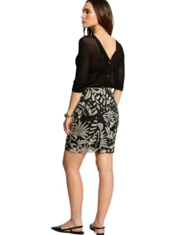 Jupe courte noire et blanche à coupe ajustée avec motif fleuri imprimé