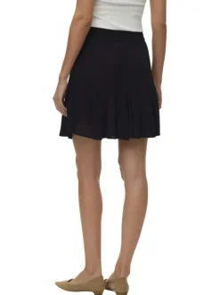 Jupe courte noire unie avec un lien à nouer et une taille élastiquée