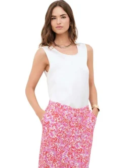 Jupe longue rose à motif floral avec une taille intermédiaire et des boutons