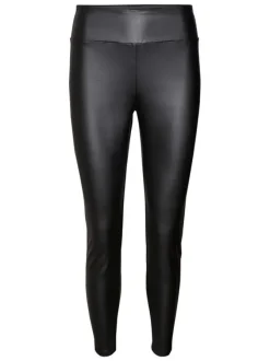 Legging noir en simili cuir avec une coupe skinny et une taille intermédiaire