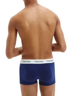 Lot de 3 Boxers courts en coton rouge uni avec une coupe fermée