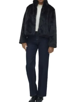 Manteau noir uni en fourrure synthétique avec un col montant