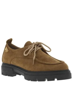 Mocassins camel à talon décroché bas avec des lacets ronds brillants