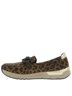 Mocassins léopard avec semelle à talon compensé bas et soufflets élastiqués