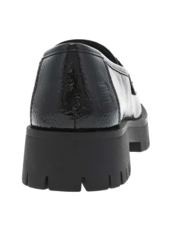 Mocassins noirs vernis à semelle à talon plat et bande strass à l'avant