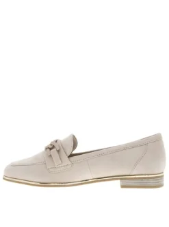 Mocassins taupe à talon décroché bas avec trépointe dorée et boucle beige