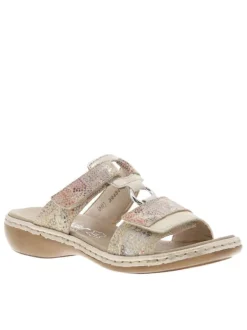 Mules beiges à imprimé écailles multicolores et à talon compensé bas