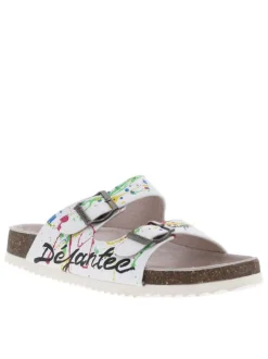 Mules blanches avec des taches de peinture multicolores et à boucles à ardillon