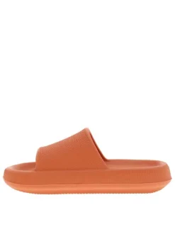 Mules orange avec un talon plateforme et un revêtement texturé