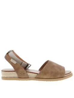 Nu-pieds camel à talon compensé bas avec une boucle à ardillon