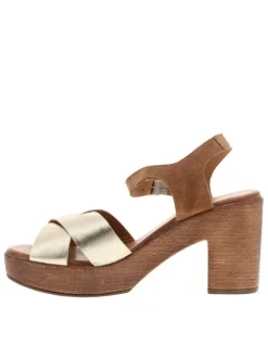 Nu-pieds en cuir noisette à semelle décrochée haute et à boucle à ardillon