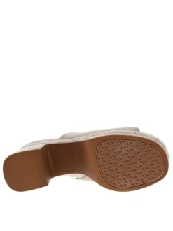 Nu-pieds en cuir nubuck tressé blanc cassé à semelle aspect boisé et talon haut