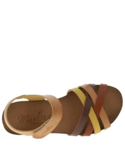 Nu-pieds multicolores à talon plat avec brides entrecroisées et bande auto-agrippante