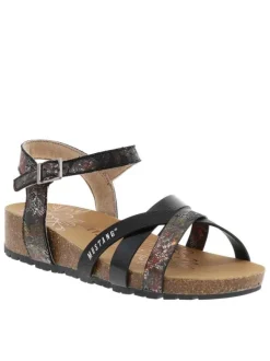 Nu-pieds noirs à semelle compensé bas avec une boucle à ardillon