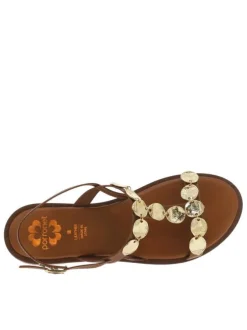 Nu-pieds plats en cuir marron à détails métallisés et à boucle à ardillon