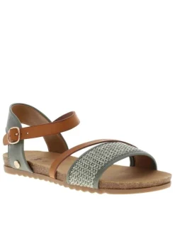 Nu-pieds vert à semelle plate et une fermeture à boucle à ardillon