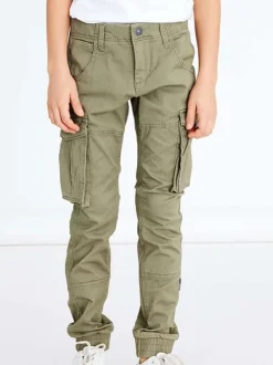 Pantalon cargo kaki avec une coupe droite et passants de ceinture