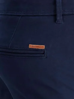 Pantalon Chino en coton marine uni coupe slim et poches droites à l'arrière