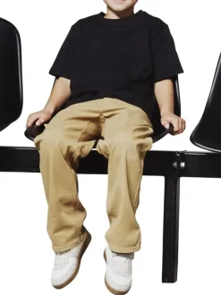 Pantalon en coton sable uni pourvu d'une coupe droite et de multiples poches