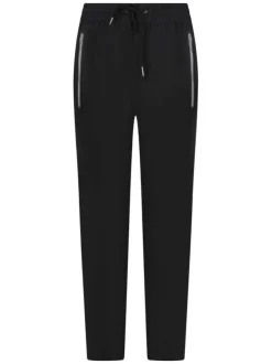 Pantalon jogging technique noir uni pourvu d'une coupe slim
