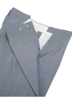 Pantalon ajusté de costume gris clair chiné avec poches plaquées