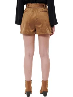Pantalon camel en suédine avec une coupe paper bag et broderiie devant