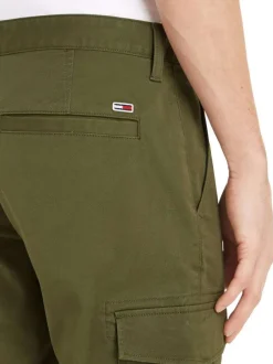 Pantalon cargo en coton biologique kaki avec une coupe regular fit