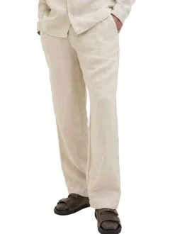 Pantalon chino beige en lin pourvu d'une taille élastiquée froncée