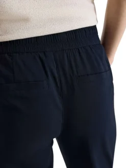 Pantalon chino bleu marine uni avec une coupe droite et une taille élastiquée