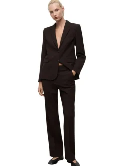 Pantalon Chino brun coupe droite pourvu de multiples types de fermetures