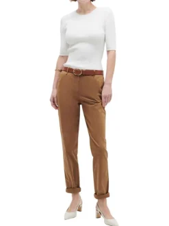 Pantalon chino camel uni avec une taille intermédiaire et 2 poches