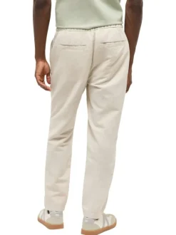 Pantalon chino écru uni en coton et lin mélangé avec une coupe ajustée