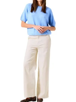 Pantalon chino écru uni en velours côtelé avec une coupe bootcut